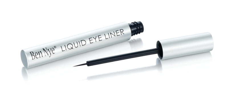 LIQUID EYE LINER