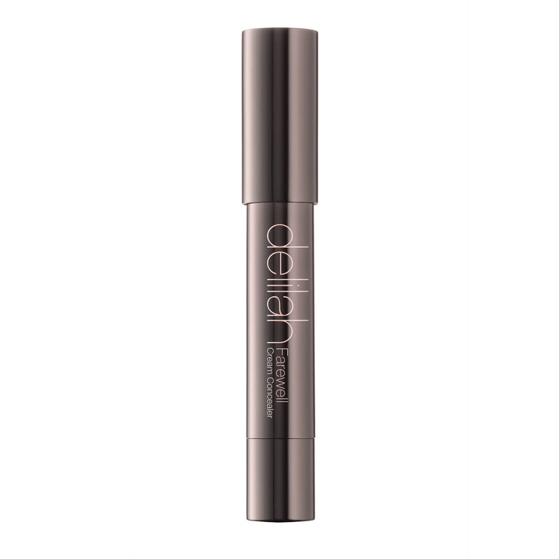 Смотреть порно онлайн: Қоғамдық дәретханада трахает Майдағы анальды секс