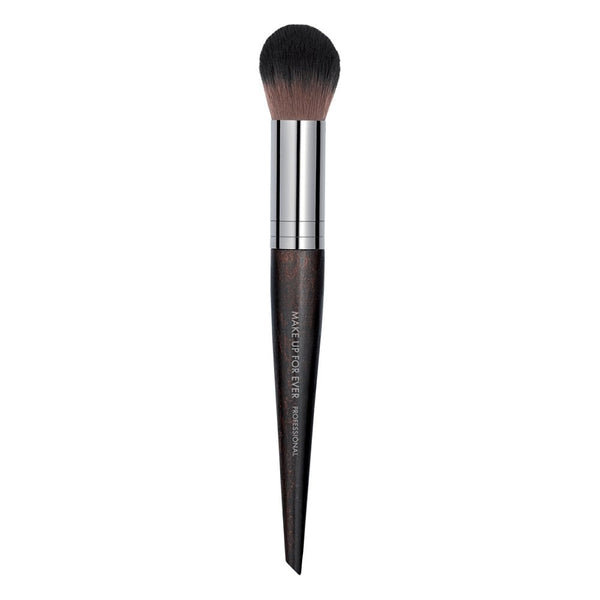 The brushes to have for a great makeup — Makeup Artist